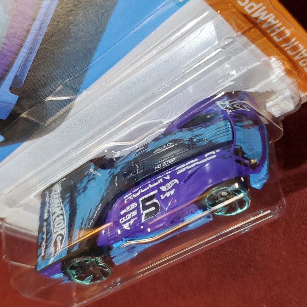 Hot‎ Wheels - Picture 4 of 10